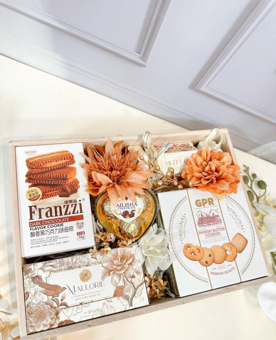 Giỏ Quà Tặng HTH16 Giỏ Quà Tặng HTH16